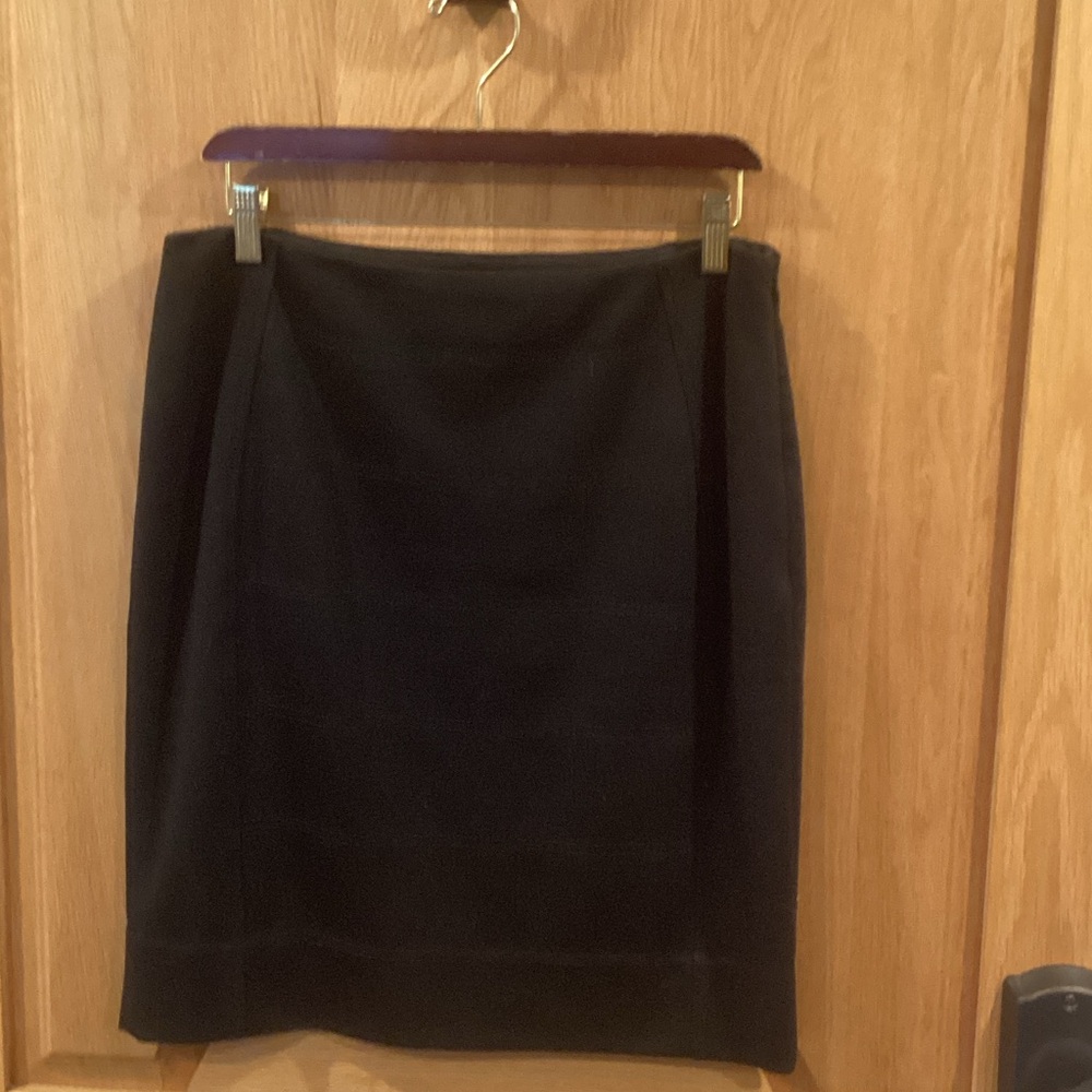 White House Black Market Classic Black Pencil Skirt